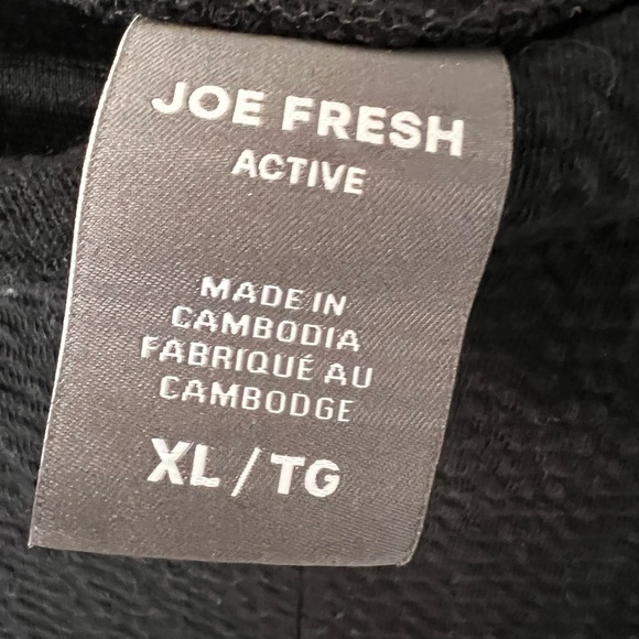 Joe Fresh textured mock neck - Picture 2 of 3